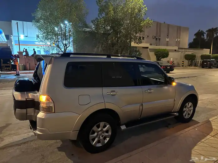 pajero 2018 v6 GLS 0