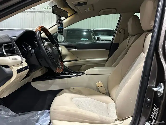 تويوتا كامري LE استاندر 2019 5