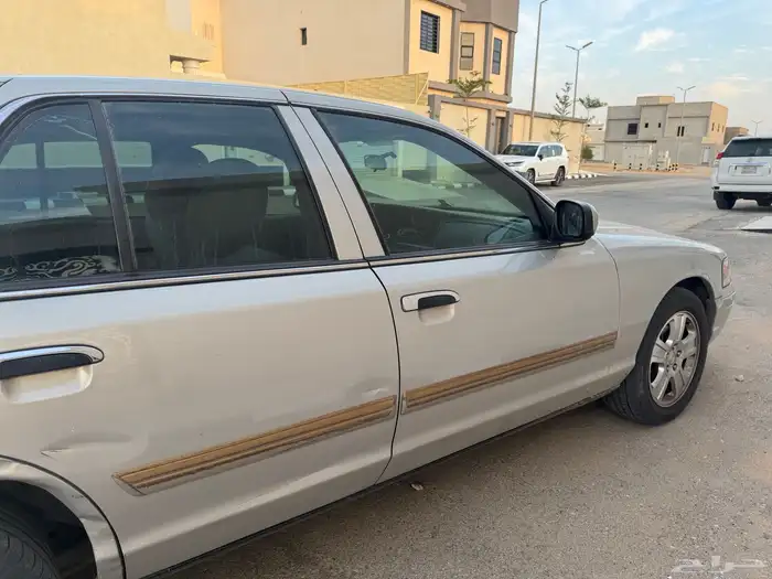 فورد فكتوريا 2011 2