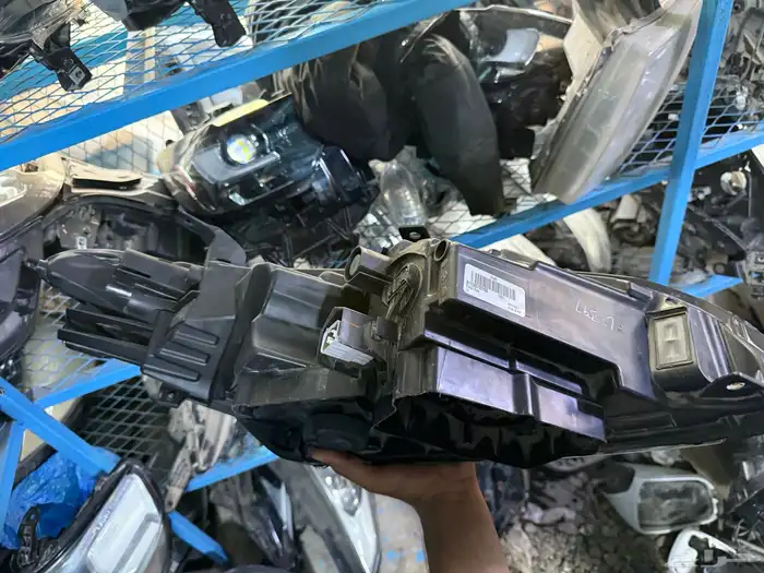 شمعه افلون يسار ستاندر 2022 5