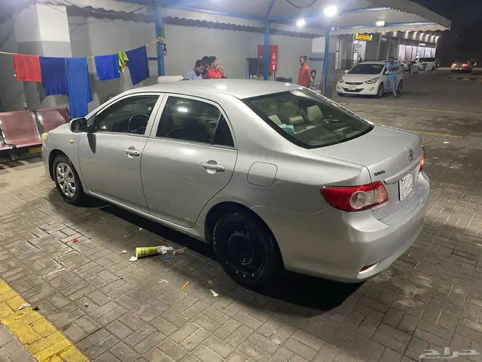 للبيع كورولا 2013 1