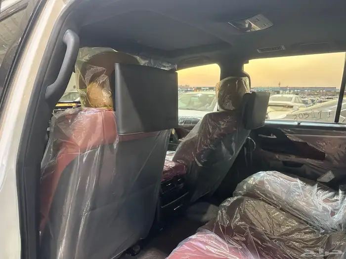 جيب لكزس LX570 سبورت بلس بحاله الوكاله 16