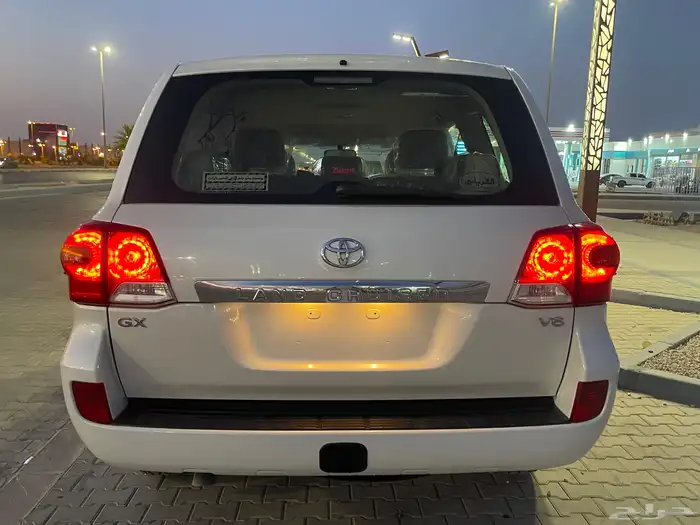 لاندكروزر 2015 جي اكس هدد مخزن 11