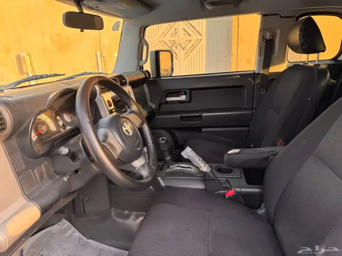 تويوتا اف جي 2013 9