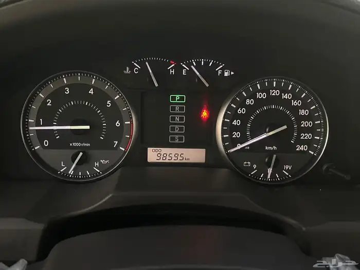 لاندكروزر 2015 جي اكس هدد مخزن 32