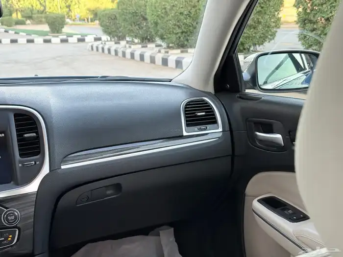 كرايزلر C300 لميتد شرط الشرط 2021 31