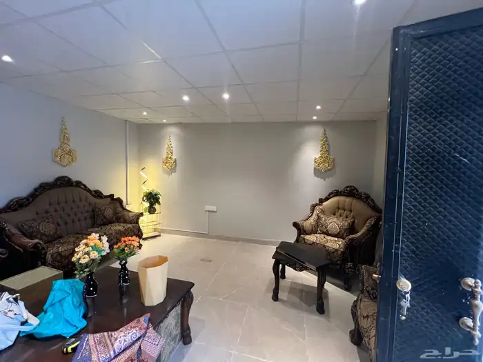 شقه صغيره صاله   غرفه نوم مع حوش 10