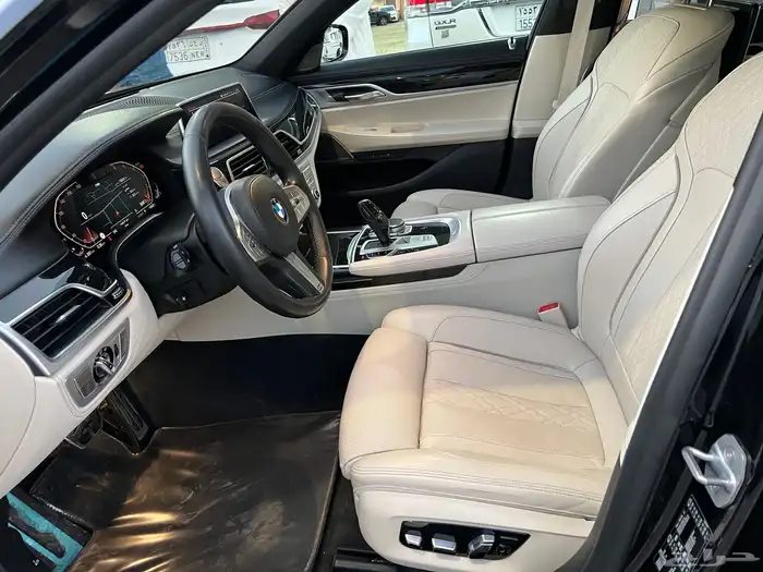 بي ام دبليو 2020 LI 730 فل كامل كت ام 16