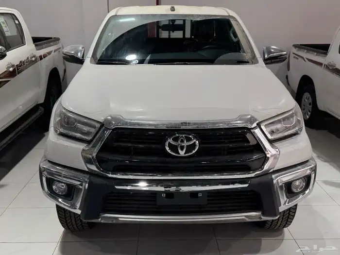 هايلوكس غمارتين فل كامل اتوماتيك 2.7 بنزين 2025 مفتاح 0