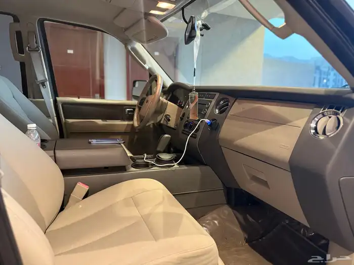 فورد اكسبيدشن 2014 23