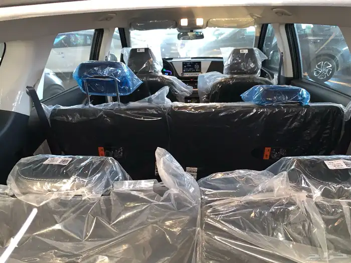 كيا كارينز مطور 7 مقاعد 2025 LX 10