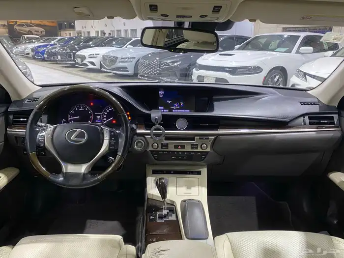 لكزس ES350 فل كامل 7