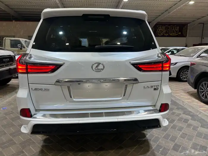 جيب لكزس LX570 سبورت بلس بحاله الوكاله 12