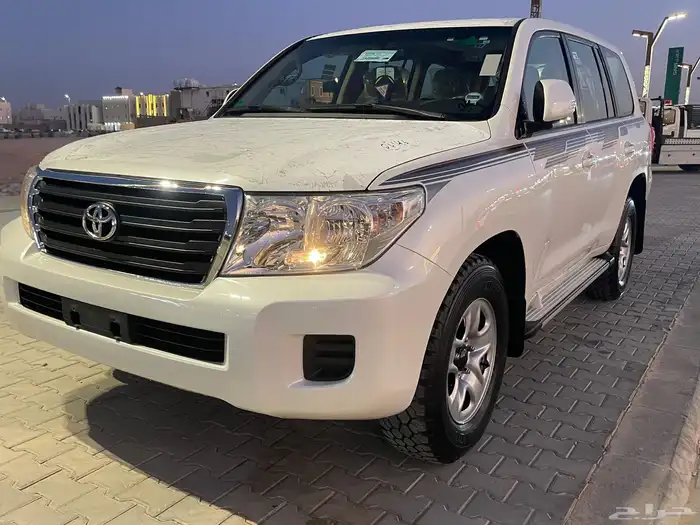 لاندكروزر جي اكس هدد 2015 في قمه النظافه 40