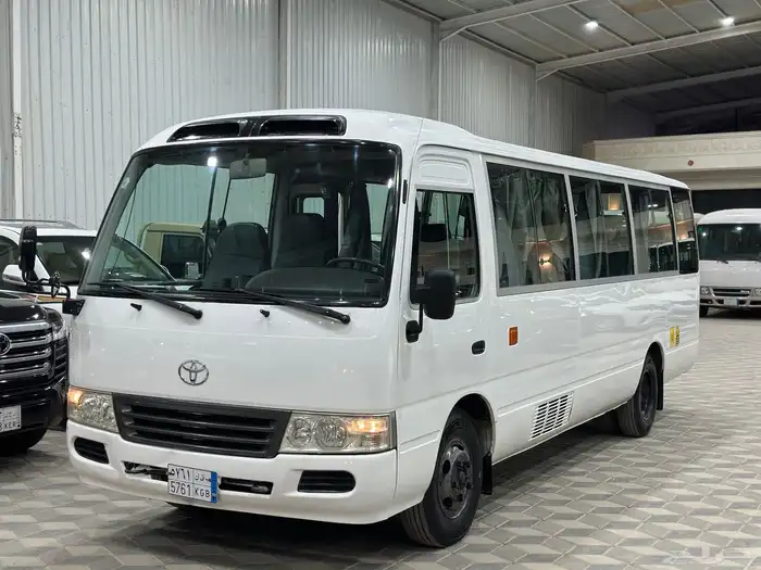 كوستر 2012 بنزين 30 راكب 15