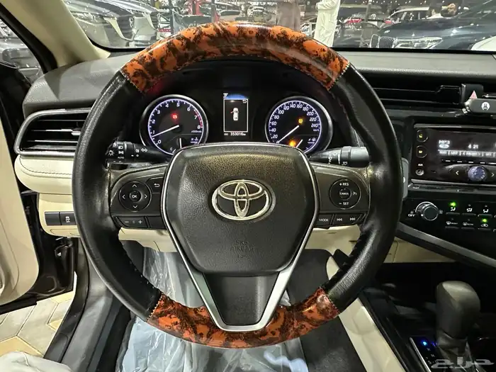 تويوتا كامري LE استاندر 2019 6