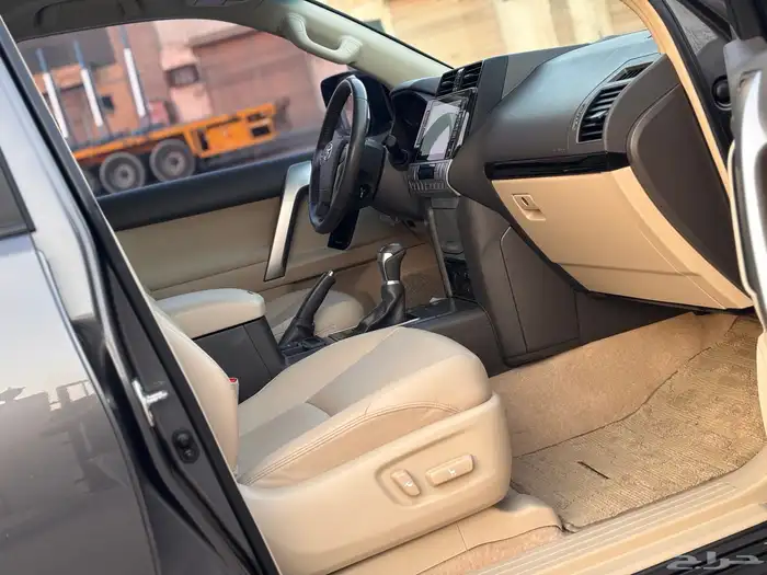 تويوتا برادوTXL 2022فل كامل عداد 64 الف 15