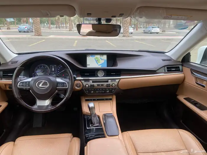 لكزس اي اس2017 مخزن تم البيع 5