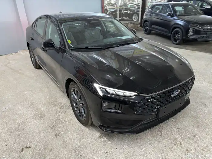 فورد تورس ترند موديل 2026 8