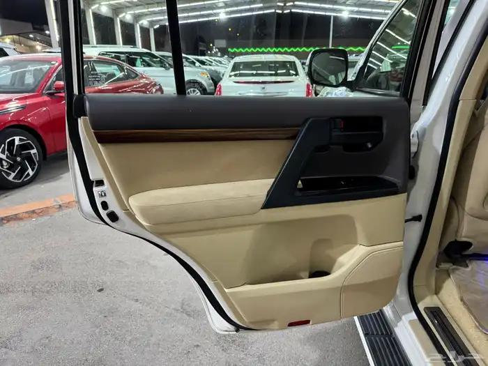 لاند كروزر جكسار 2016 (( بحالة ممتازة )) 34