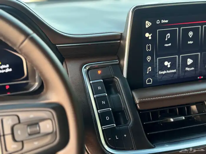 جي ام سي يوكن 2023 اسود 15