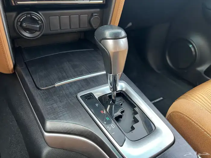 فورتشنر 2022 بنزين 6 سلندر نظيف جدا لدى قمة الاطلال 49