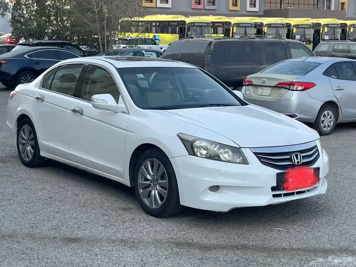 هوندا اكورد اسبيشل 2012 10