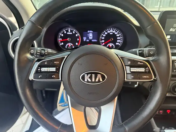 كيا سيراتو K3 مواصفات عالية 14