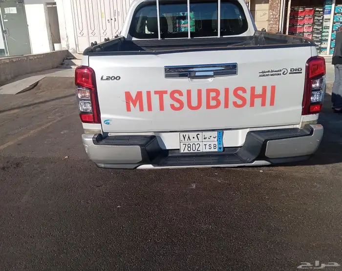 مستبوشي L200 11