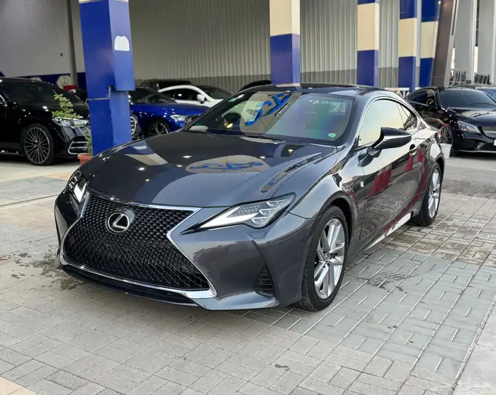 لكزس RC300 2022 بحالة الوكالة 0