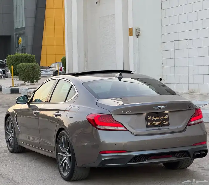 جنسس G70- 2020 8