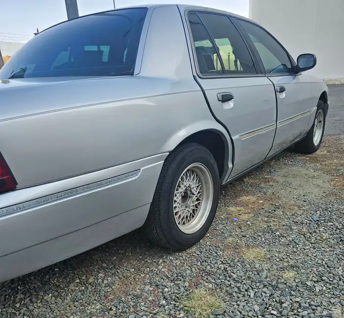 فورد ماركيز 2002 للبيع نظيفة جدا.. 6