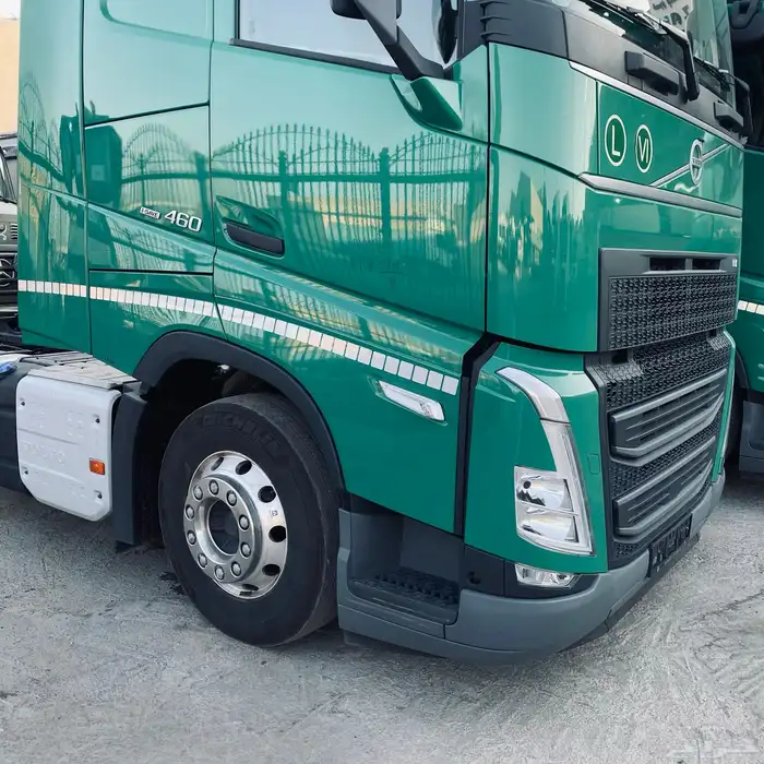 شاحنات VOLVO 2021 5