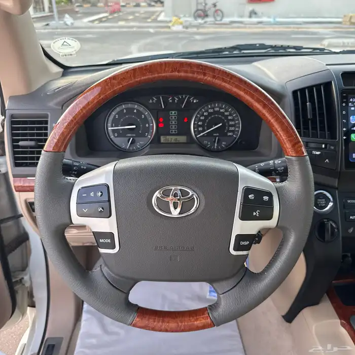 لاندكروزر 32