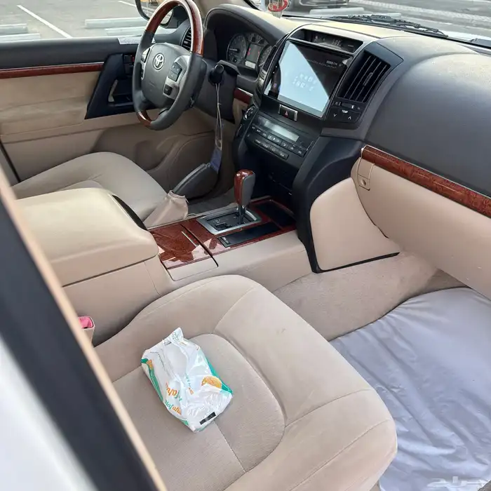 لاندكروزر 48