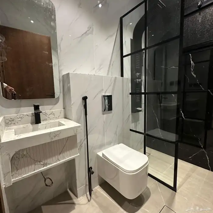 شقة فاخرة للبيع .. حي السلامه 2 6