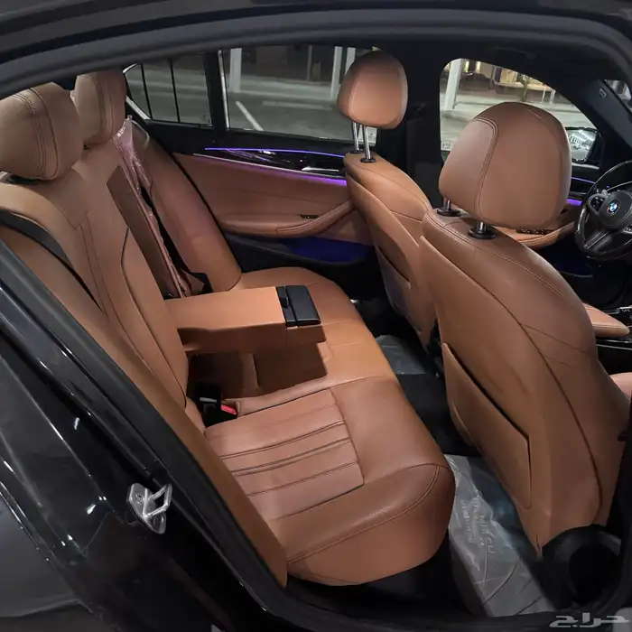 بي ام دبليو 520i 2020 نظيف 20