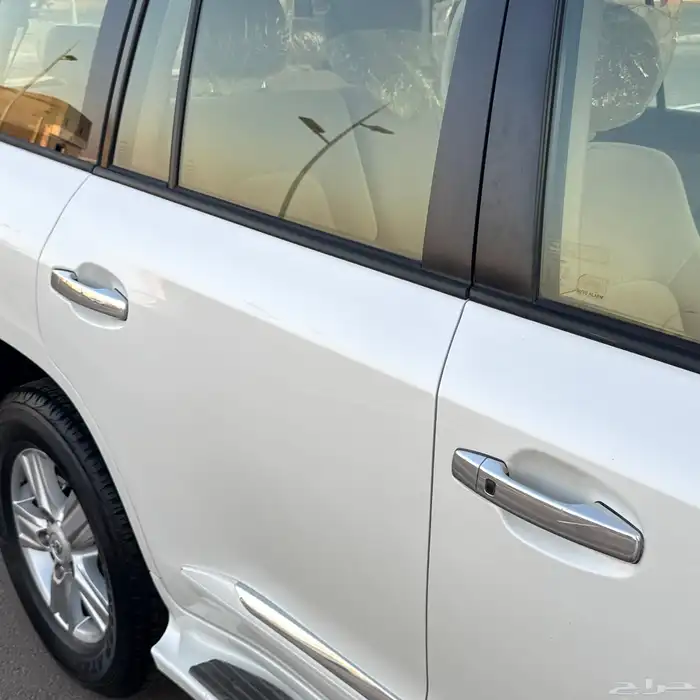 لاندكروزر 17