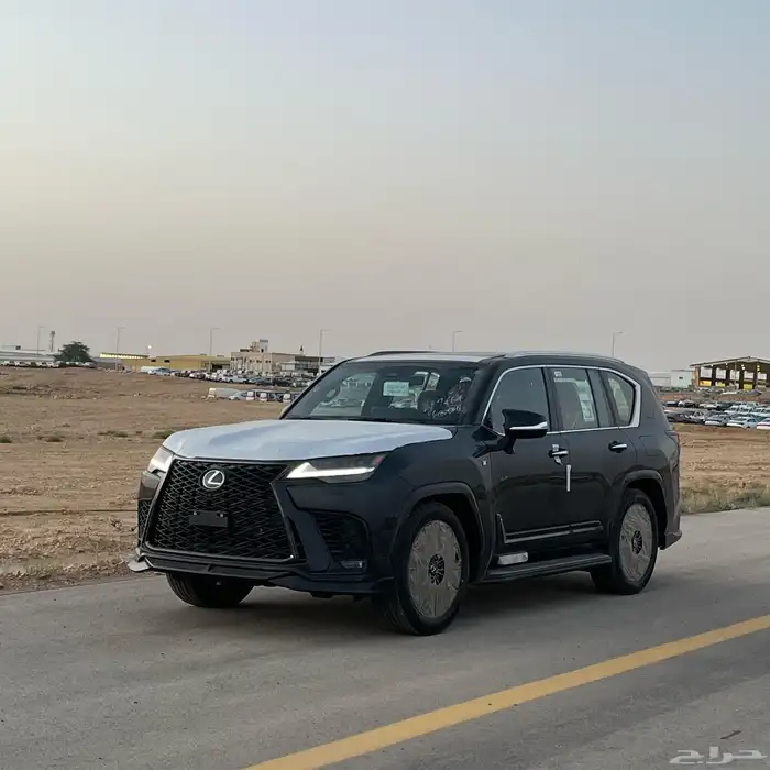 ليكزس أف سبورت 2025 LX 10