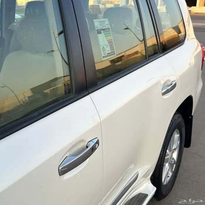 لاندكروزر 16