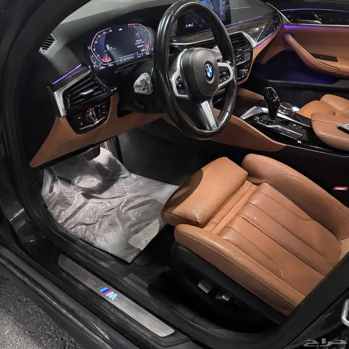 بي ام دبليو 520i 2020 نظيف 9