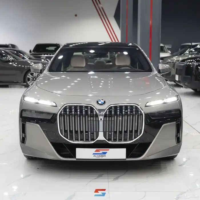 BMW 753i موديل 2026 0