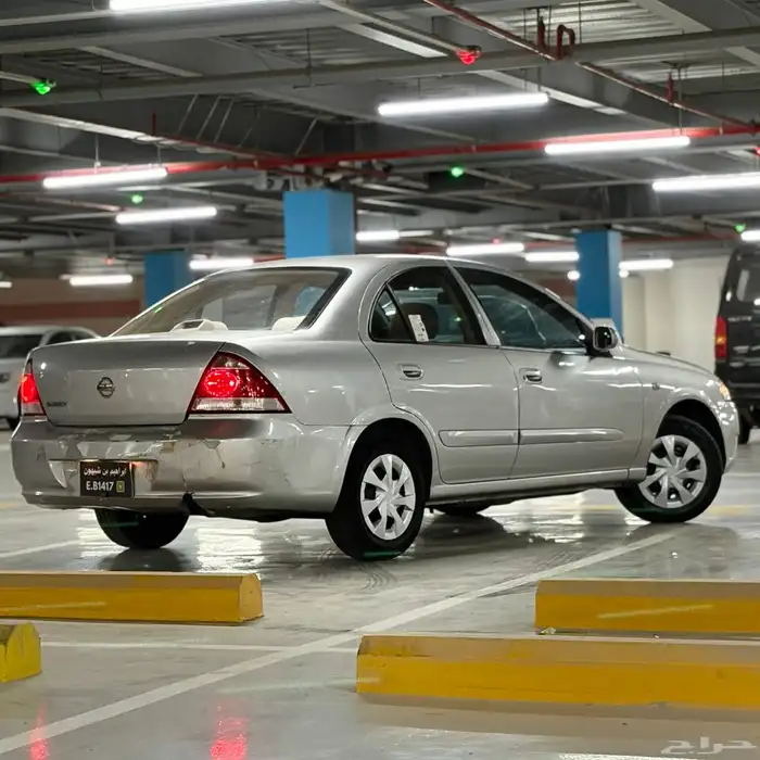 نيسان صني 2008 قير عادي شامله نقل ملكيه 2