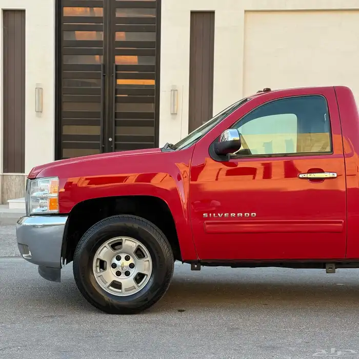 سلفرادو 2013 z71 فل دبل ( لون احمر ) 3