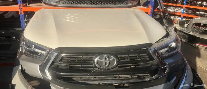 كبوت هايلوكس صدام شمعات 0