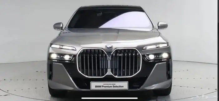 BMW 750 2024 وارد كوريا 4