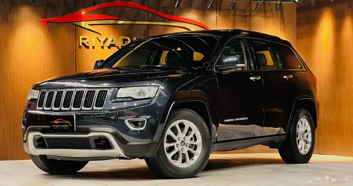 جراند شيروكي 2014 V8 لمتد ( بحاله ممتازه) 2