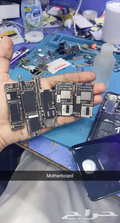 صيانة جوالات متنقله ايفون واندرويد وتابات وايبادات 9