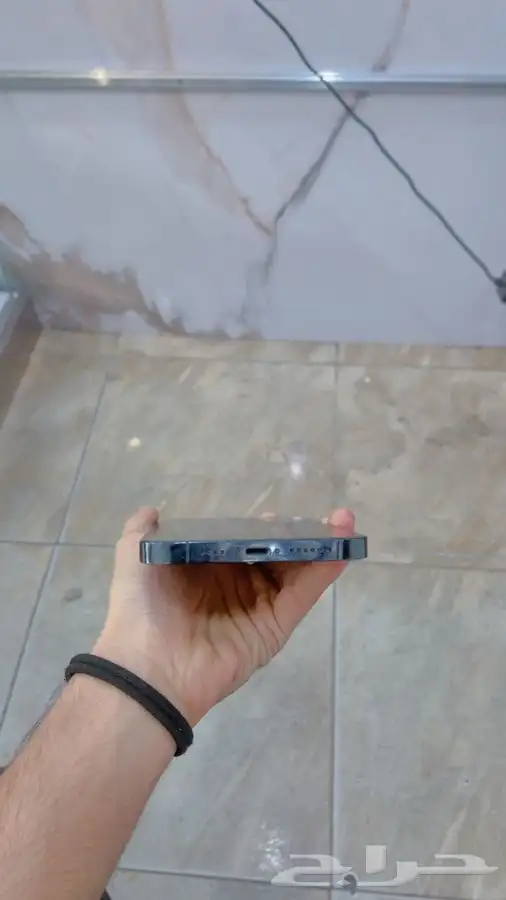ايفون 12 برو ماكس نظيف 1