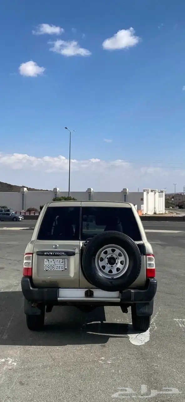 ( تم البيع )جيب نيسان 2002 مخزن 120 الف كيلو 2